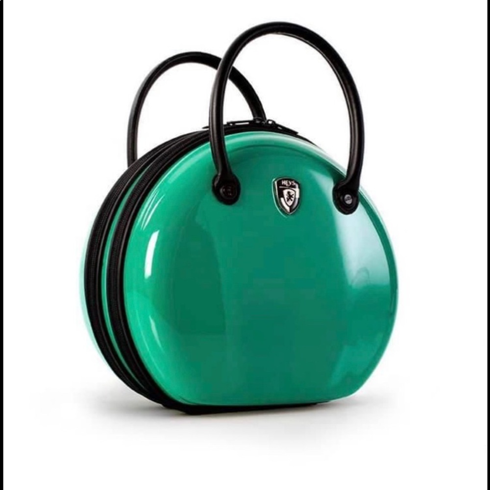 2/$40 Heys Beauty case - cosmetic toiletry travel